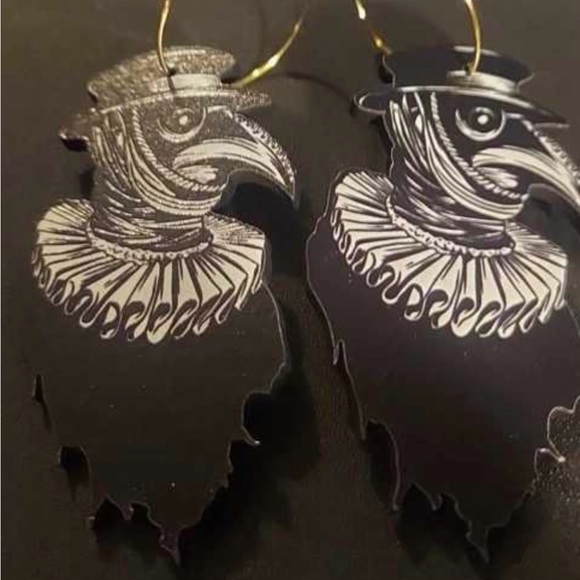 Medico Della Peste~ Plague Doctor Bird Beak Venetian Masquerade Gas Mask Earring - Picture 12 of 13